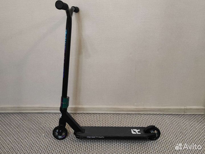 Самокат трюковой Reaction