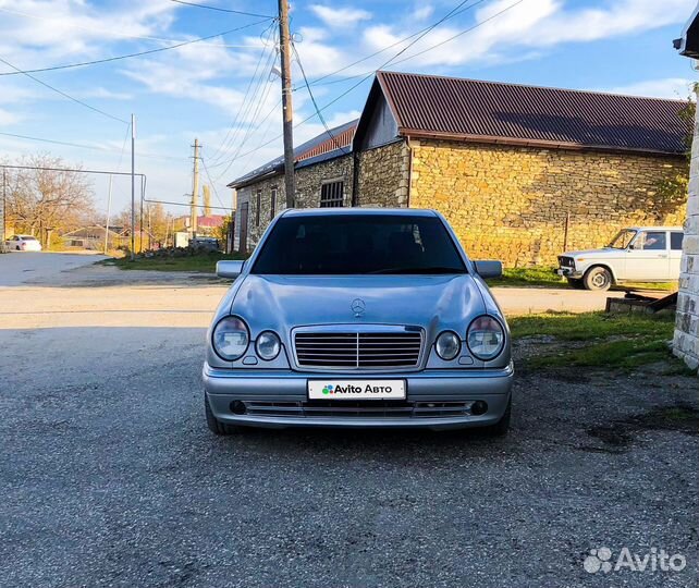 Mercedes-Benz E-класс 2.3 AT, 1997, 250 700 км