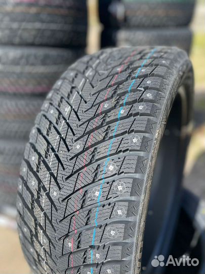 Arivo Ice Claw ARW7 245/40 R18 97T