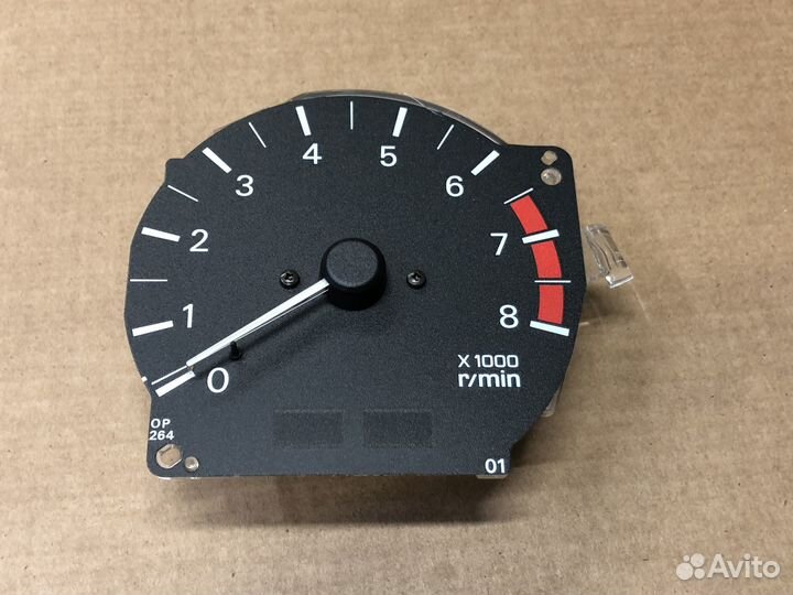 Тахометр Мицубиси Каризма