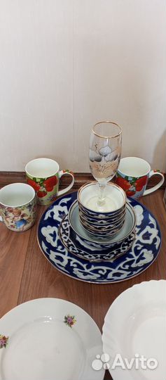 Посуда, фужеры, мелхиоровые ложки