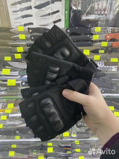 Перчатки тактические