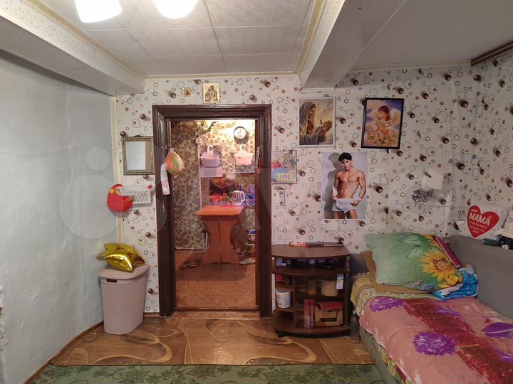 Дом 35 м² на участке 2 сот.