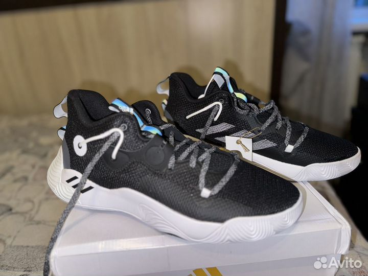 Баскетбольные кроссовки adidas harden stepback 3