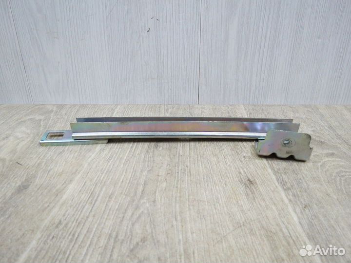 Направляющая стекла LADA Vesta