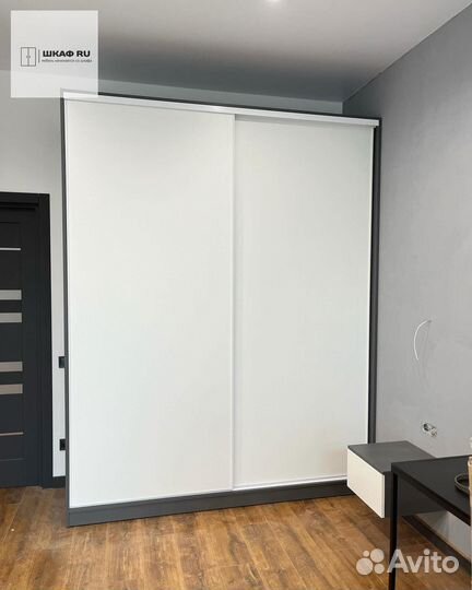 Шкаф с фрезеровкой