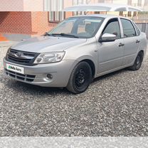 ВАЗ (LADA) Granta 1.6 MT, 2013, 125 000 км, с пробегом, цена 570 000 руб.