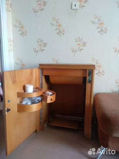 Продам швейную машинку