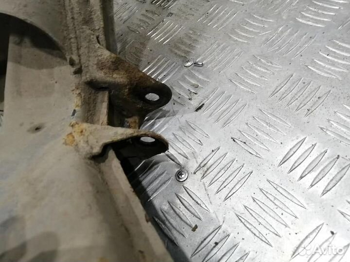 Подрамник задний Mercedes-Benz CLK-класс