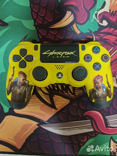 Джойстик ps4 в стиле киберпанка