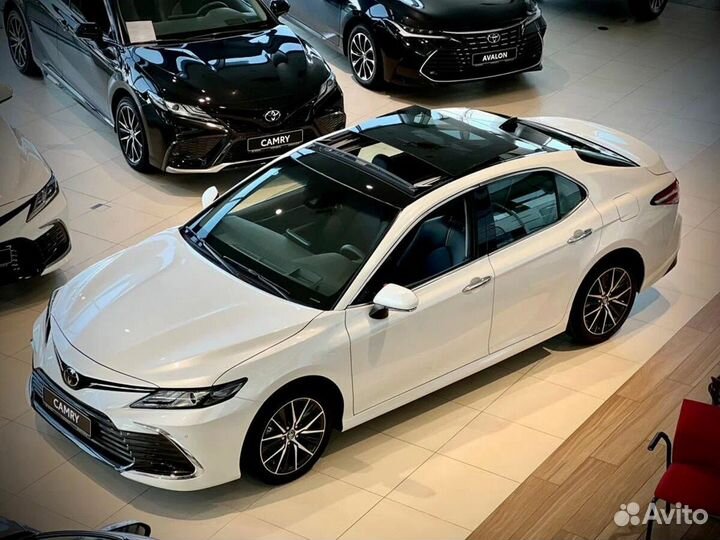 Toyota Camry 2.5 AT, 2023