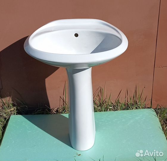 Раковина с пьедесталом бу