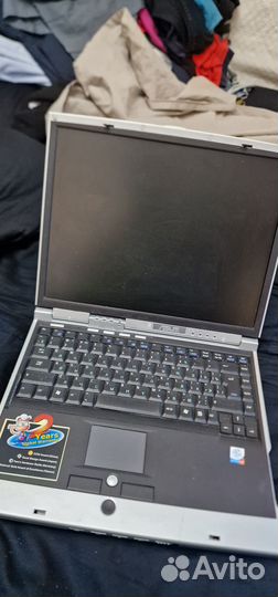 Ноутбук Asus L2000E