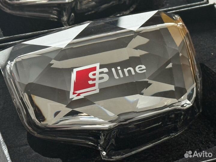 Накладка АКПП Audi хрусталь A4 A5 A6 A7 A8 Q5 Q6