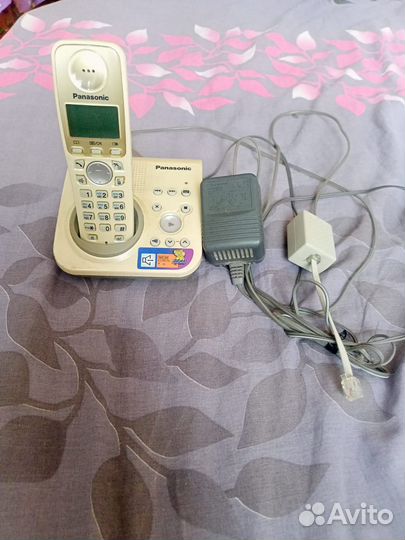 Стационарный телефон panasonic