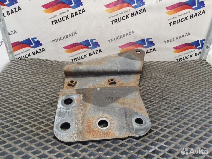 Кронштейн радиатора правый Scania 5-series