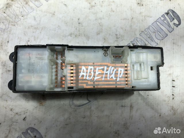 Блок управления стеклоподъёмниками Nissan Avenir