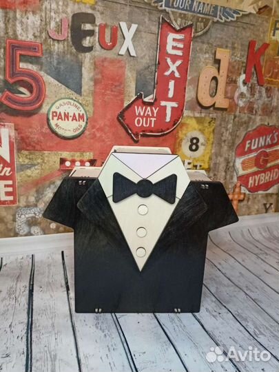 Коробка подарочная деревянная