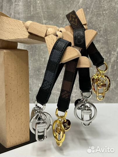 Брелок louis vuitton унисекс