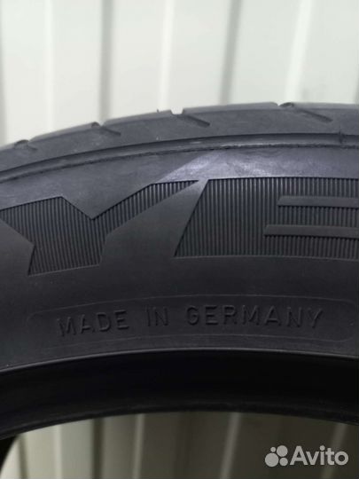 Goodyear Excellence 245/45 R19 и 275/40 R19 102Y