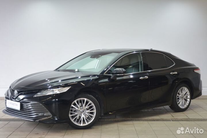 Toyota Camry, 2020
