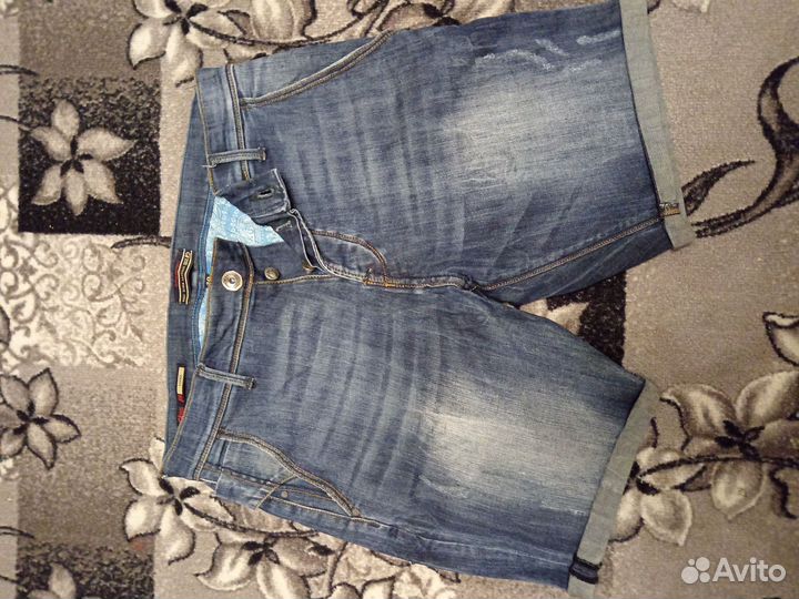 Шорты Gaudi Jeans