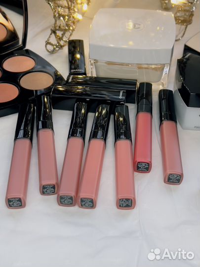 Помада тинь для губ и щек Chanel lip blush