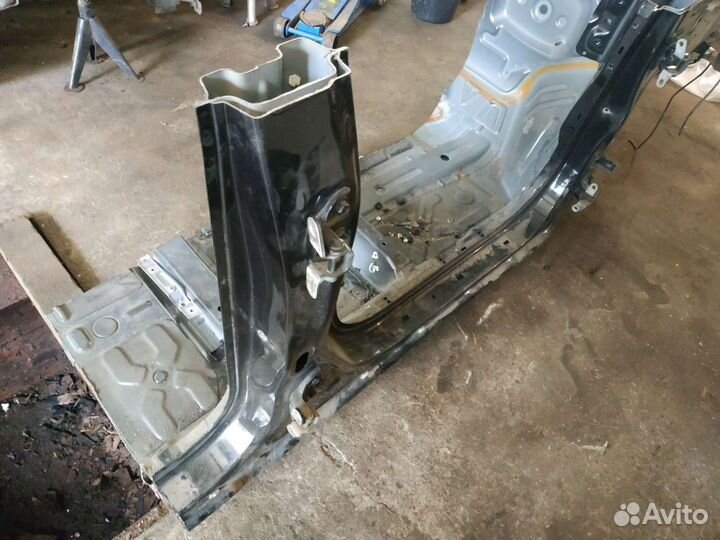 Лонжерон с порогом стойка Ssang Yong Actyon New