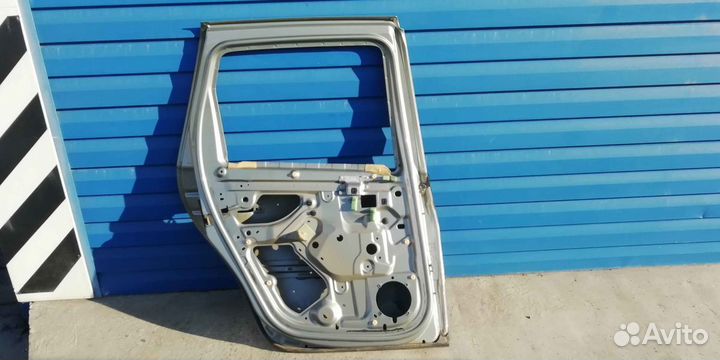 Дверь задняя левая Renault Duster 2012