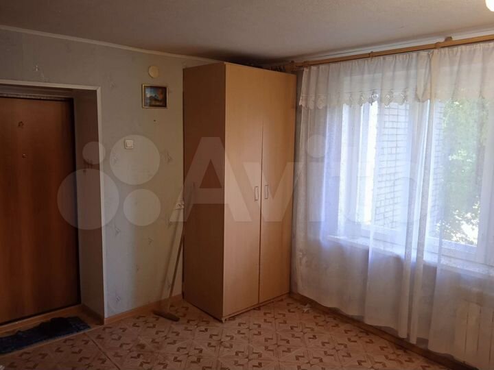 Комната 15 м² в 9-к., 4/9 эт.