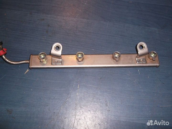 Рейка топливная (рампа)