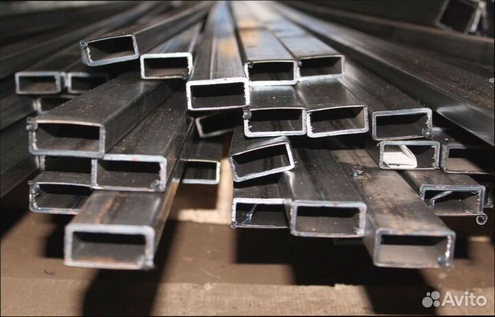 Профильная труба 100х100