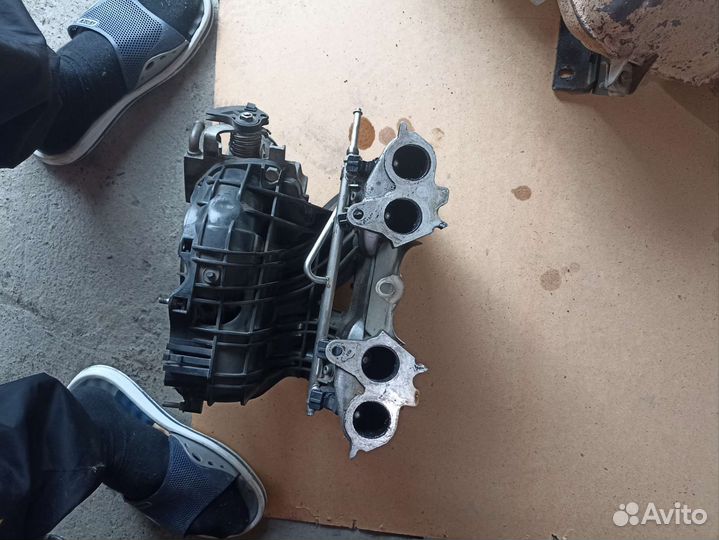 Впускной коллектор дросель форсунки в сборе