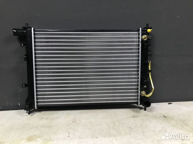 Радиатор охлаждения двигателя Kia Rio 4 FB