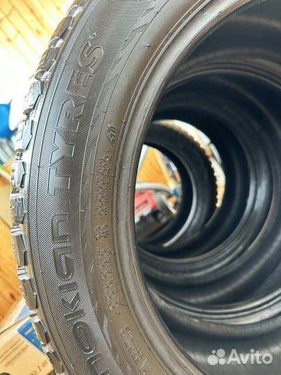 Nokian Tyres Hakkapeliitta 9 SUV 235/55 R18 104T