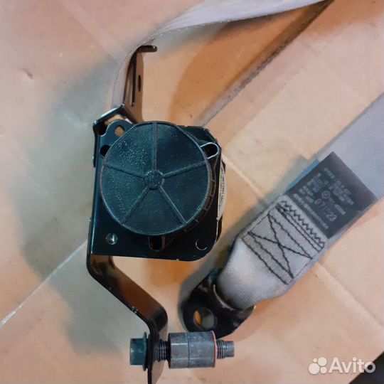 Ремень безопасности 3 ряда левый KIA carnival 200