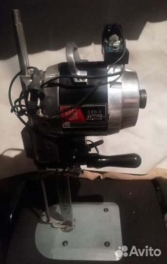 Сабельный раскройный нож