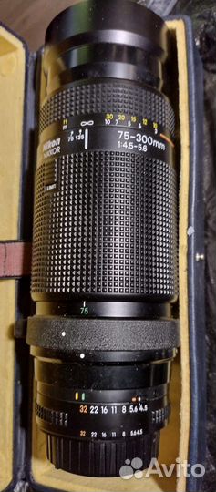 Объектив Nikon