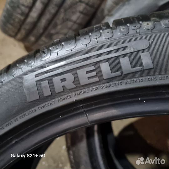 Pirelli Sottozero Winter 240 245/40 R20 99V