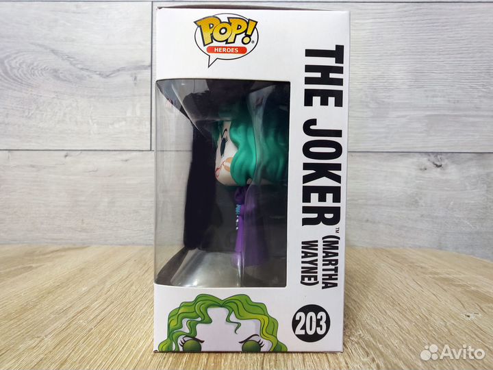 Фигурка Funko Pop Джокер - Joker №203