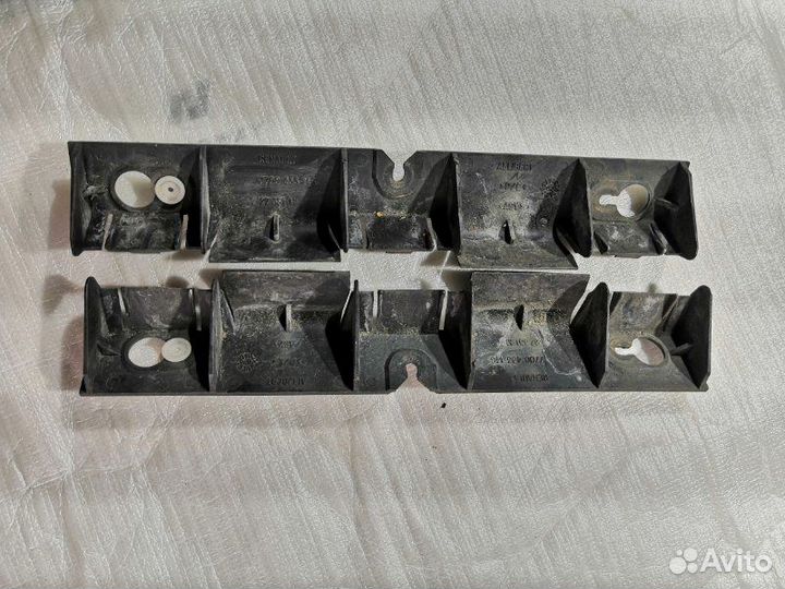 Крепление бампера заднее Renault Symbol 2004