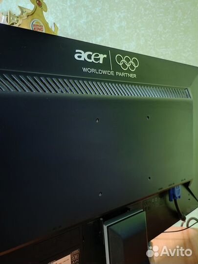 Монитор для компьютера 24