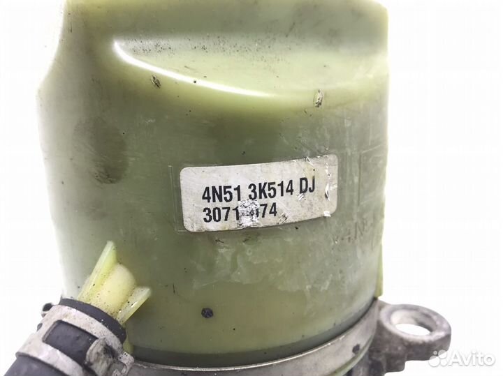 Насос эур 4N513K514DJ Volvo V50 (2004-2012)