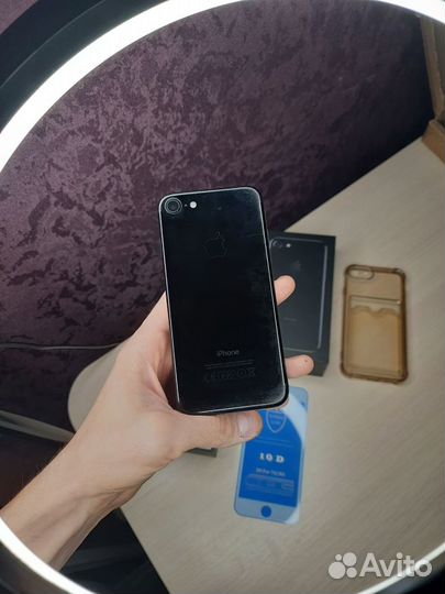 iPhone 7, 128 ГБ