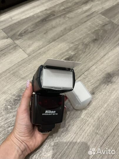 Вспышка камеры Nikon SB 700