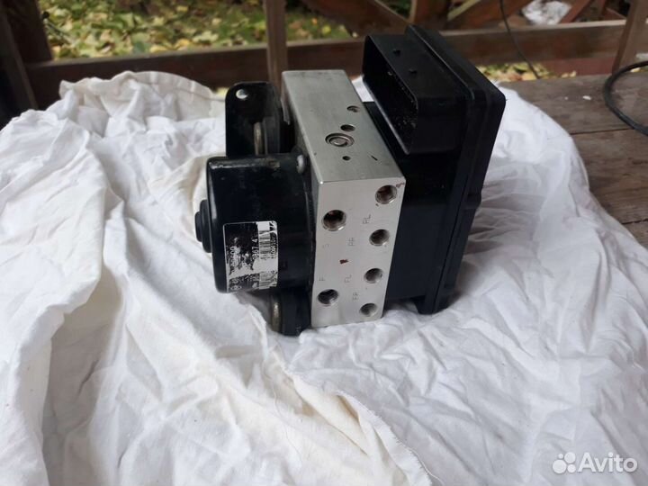 Блок ABS модулятор на rexton