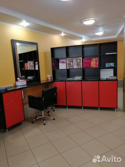 Требуется парикмахер в салон красоты