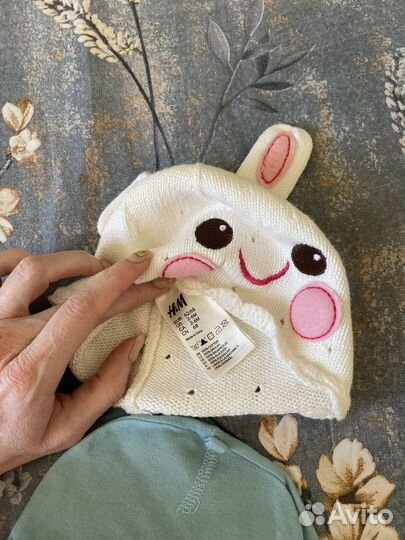 Шапки, чепчики для малыша