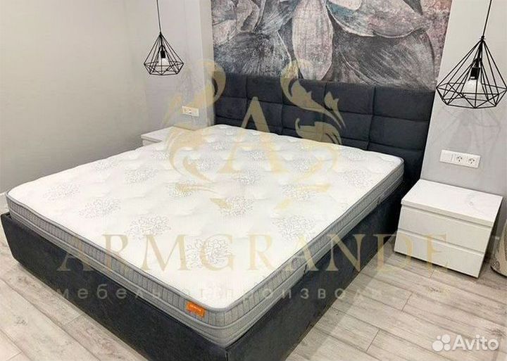 Кровать с мягким изголовьем под заказ