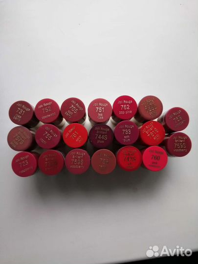 Губные помады clarins